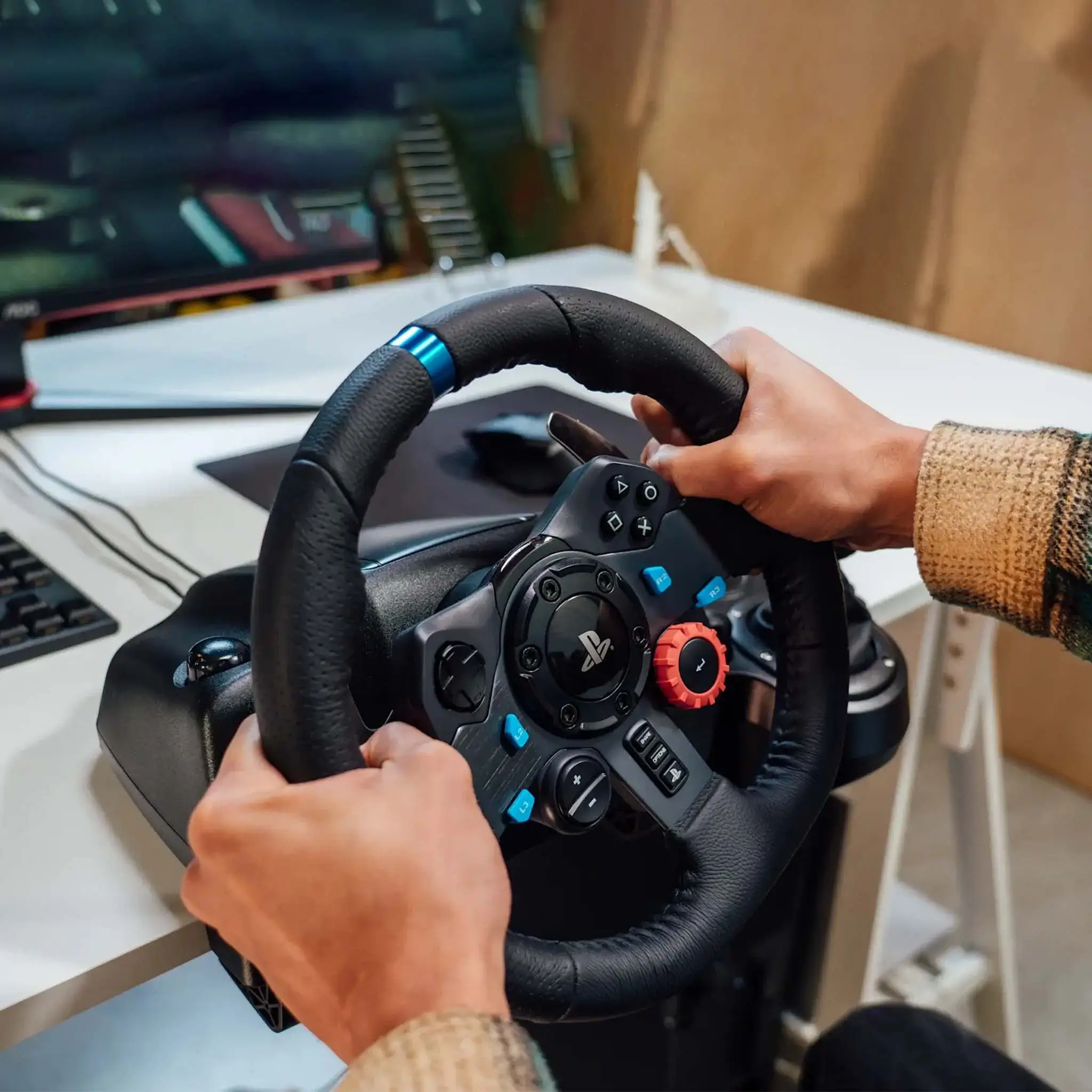 Logitech G29 Driving Force Racing Wheel with Pedals for PS5, PS4, PS3 and PC – UAE | 941-000113 - Image 6